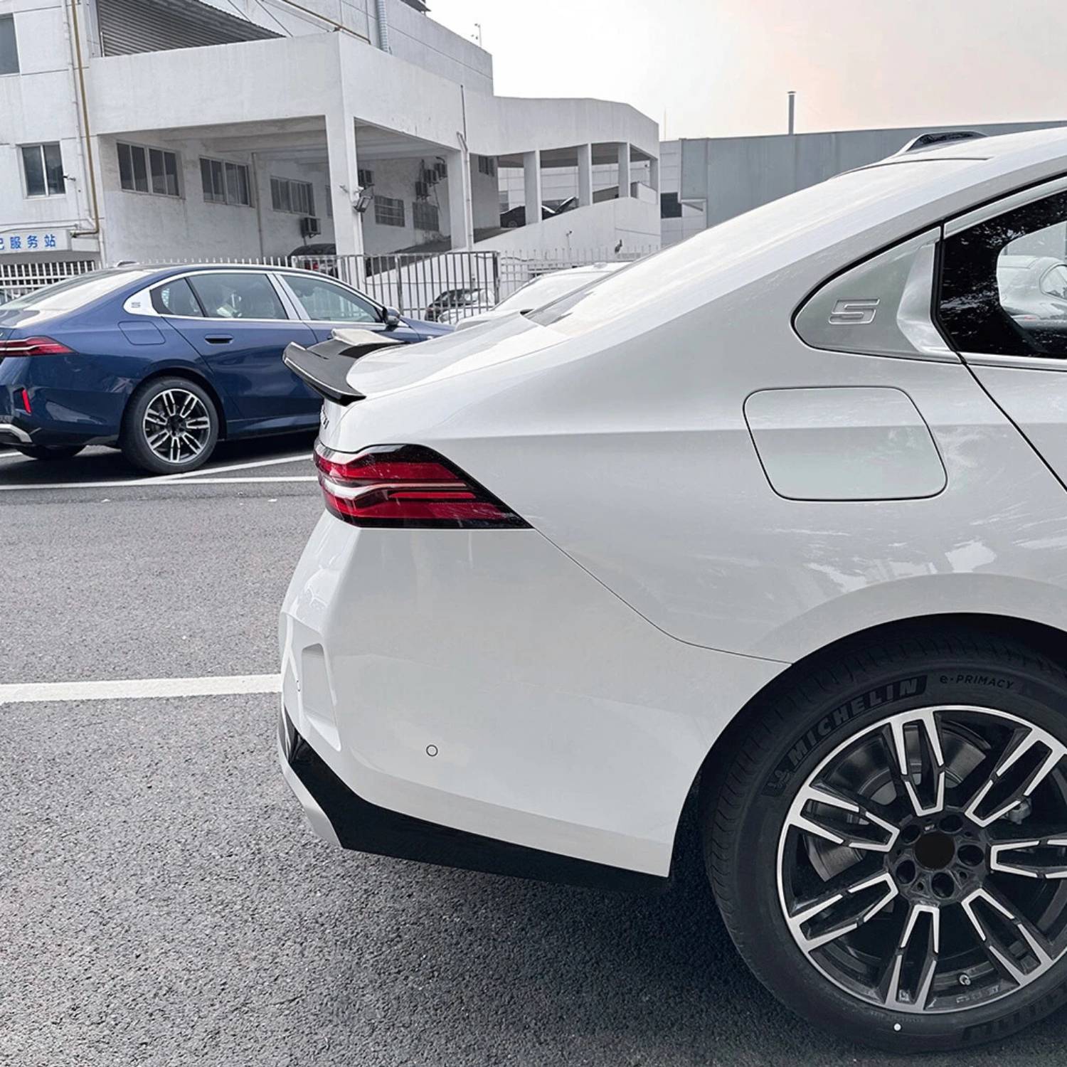 BMW 5 Series G60 G61 / M5 G90 G99 Gloss Black Ducktail PSM Style Rear Spoiler (2024+)