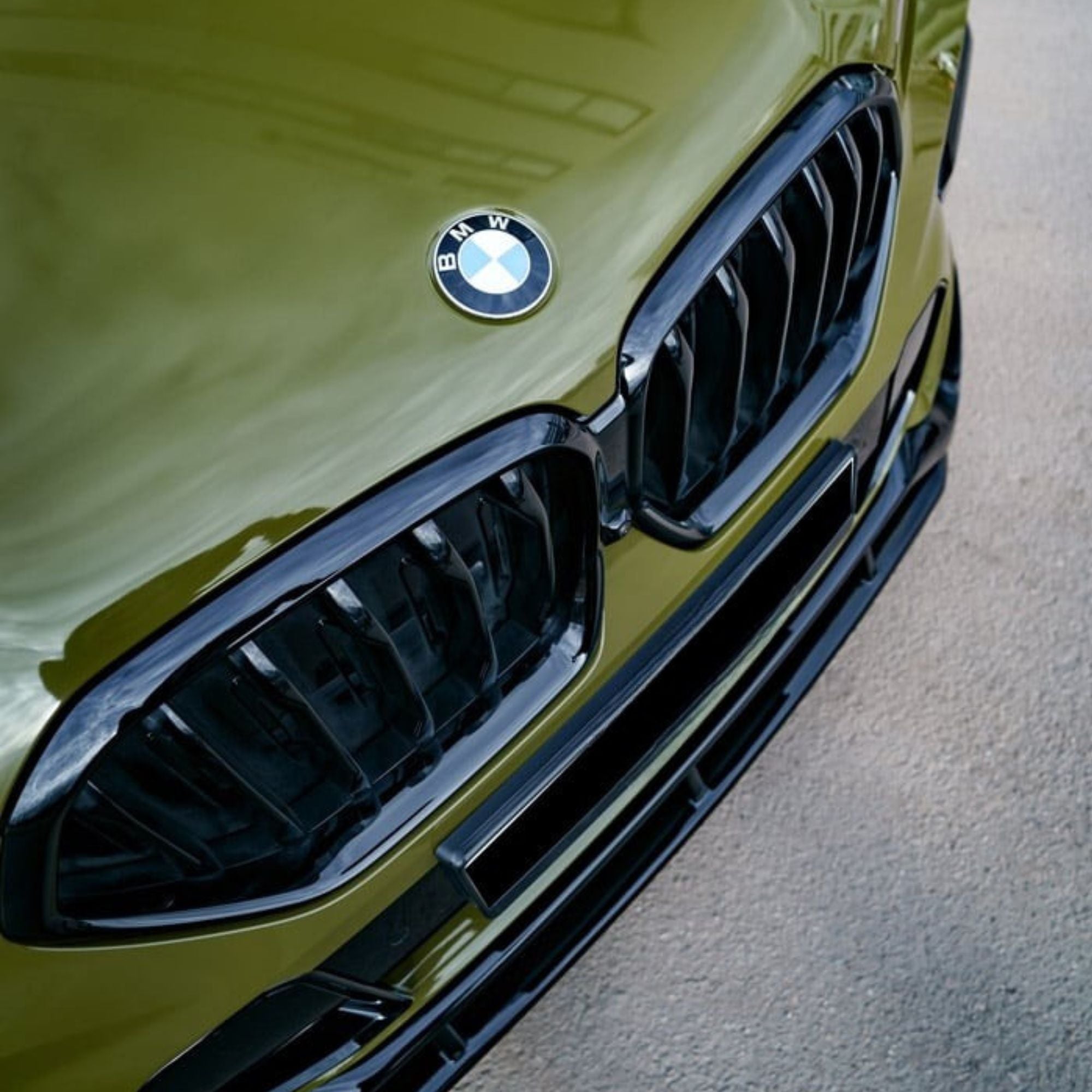 BMW X6 & X6M G06 F96 LCI Gloss Black Single Slat Front Grills (2023+)